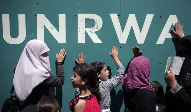 Siyonist İsrail, UNRWA'yı itibarsızlaştırmak için yayımlanan reklamları finanse ediyor