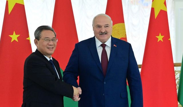 Çin Başbakanı Li, Belarus'u ziyaret etti