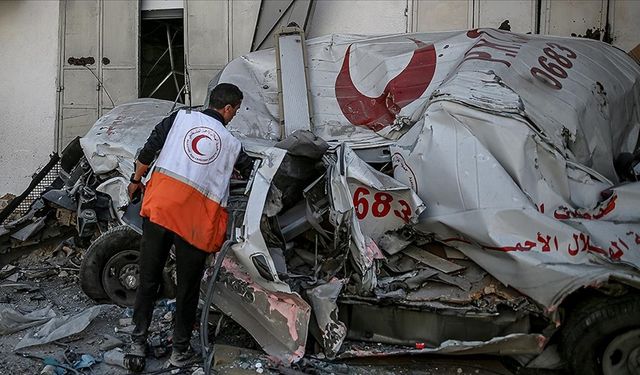 Gazze'de 885 sağlık çalışanı ve 289 insani yardım görevlisi şehit oldu