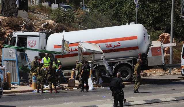 Batı Şeria'da kamyonla ezme eylemi