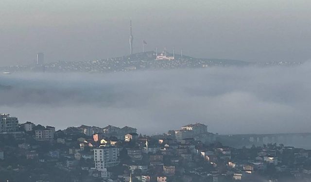 İstanbul'da sis etkili oldu