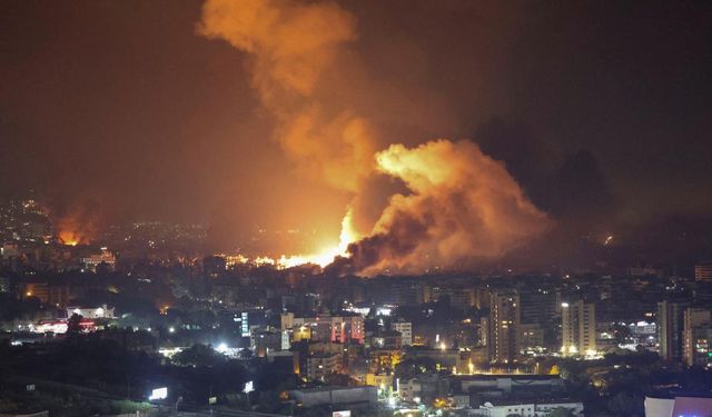 Katil İsrail'in Lübnan'a düzenlediği hava saldırılarında 19 kişi şehit oldu