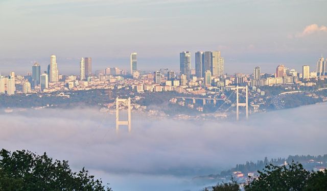 İstanbul Boğazı'nda gemi trafiği çift yönlü askıya alındı