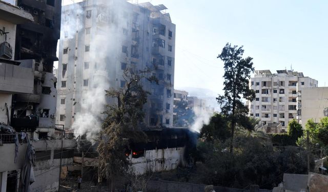 Katil İsrail'den Lübnan’ın güneyi ve doğusuna hava saldırısı: 13 şehit