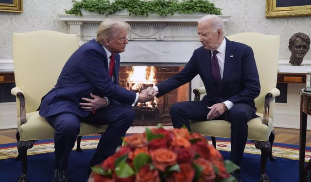 Donald Trump ve Joe Biden, Beyaz Saray'da bir araya geldi