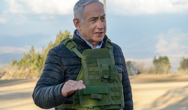 Siyonist Netanyahu da Suriye'de yaşananlardan memnun