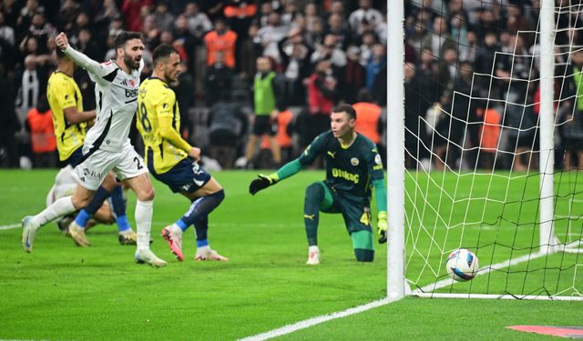 Beşiktaş evinde Fenerbahçe'yi mağlup etti