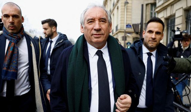 Fransa'nın yeni başbakanı François Bayrou oldu