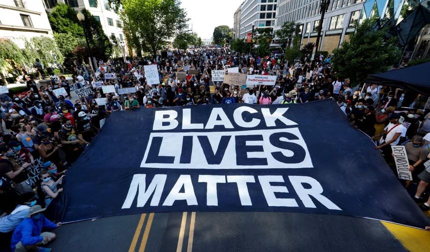Black Lives Matter kurucusunun kuzeni polis müdahalesinde öldü