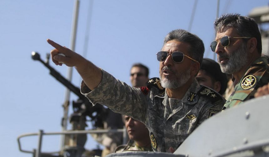 İran'dan Fars Körfezi'nde askeri tatbikat