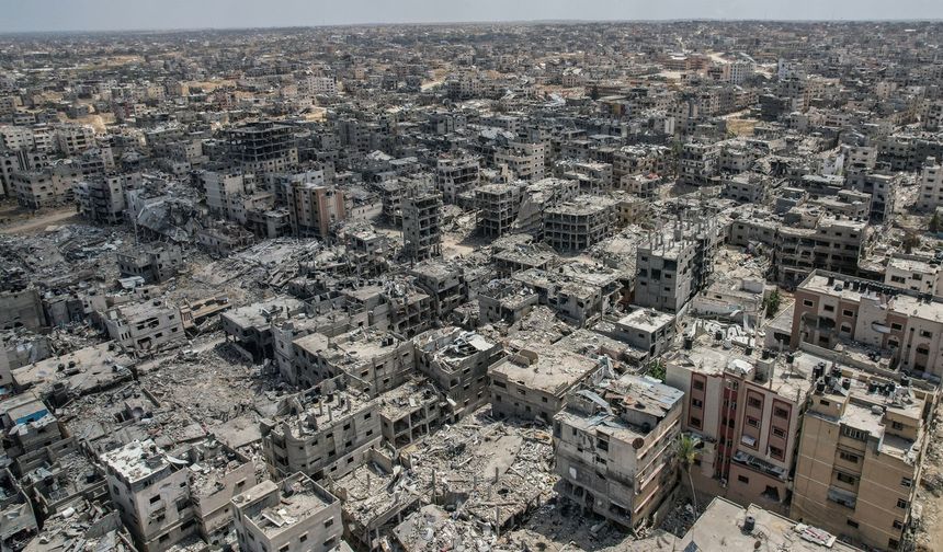 Gazze'de enkaz ve salgın krizi