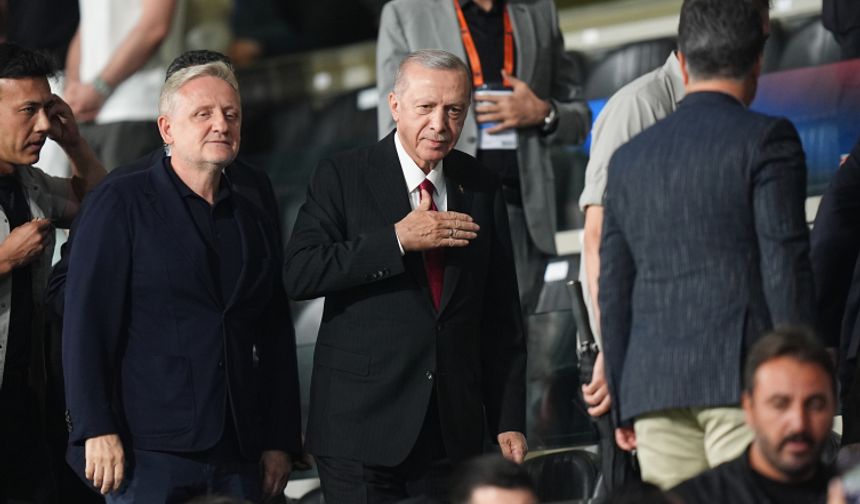 Cumhurbaşkanı Erdoğan RAMS Başakşehir'i tebrik etti