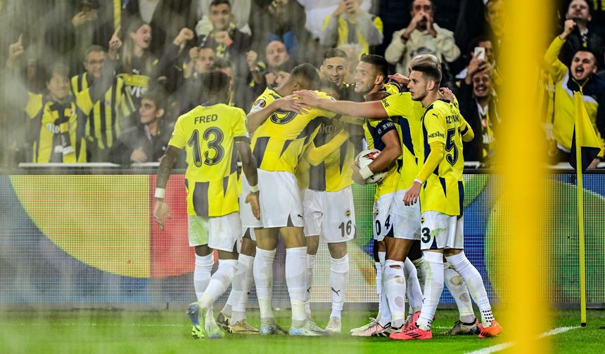 Fenerbahçe Manchester United'la berabere kaldı