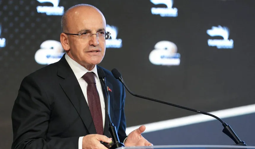 Mehmet Şimşek: Asgari ücret enflasyonun üzerinde artıyor