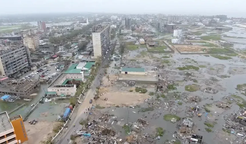 Mozambik'i "Chido Kasırgası" vurdu: 94 ölü, 768 yaralı