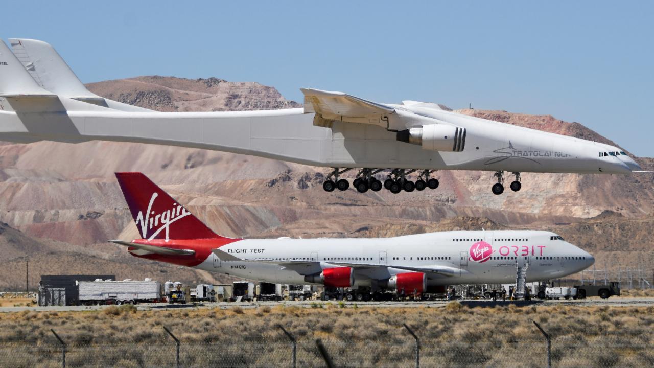 Dünyanın en büyük uçağı 3