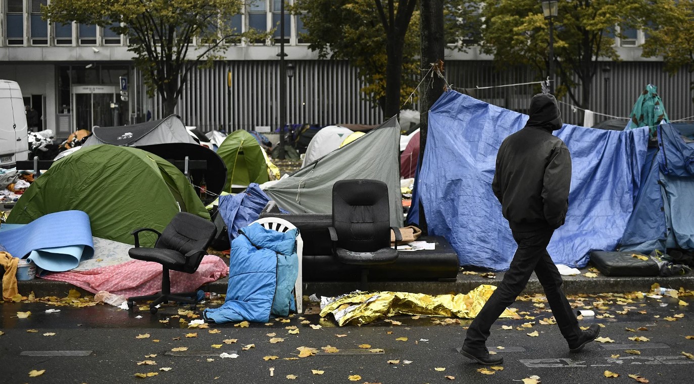 Fransa evsizler 2